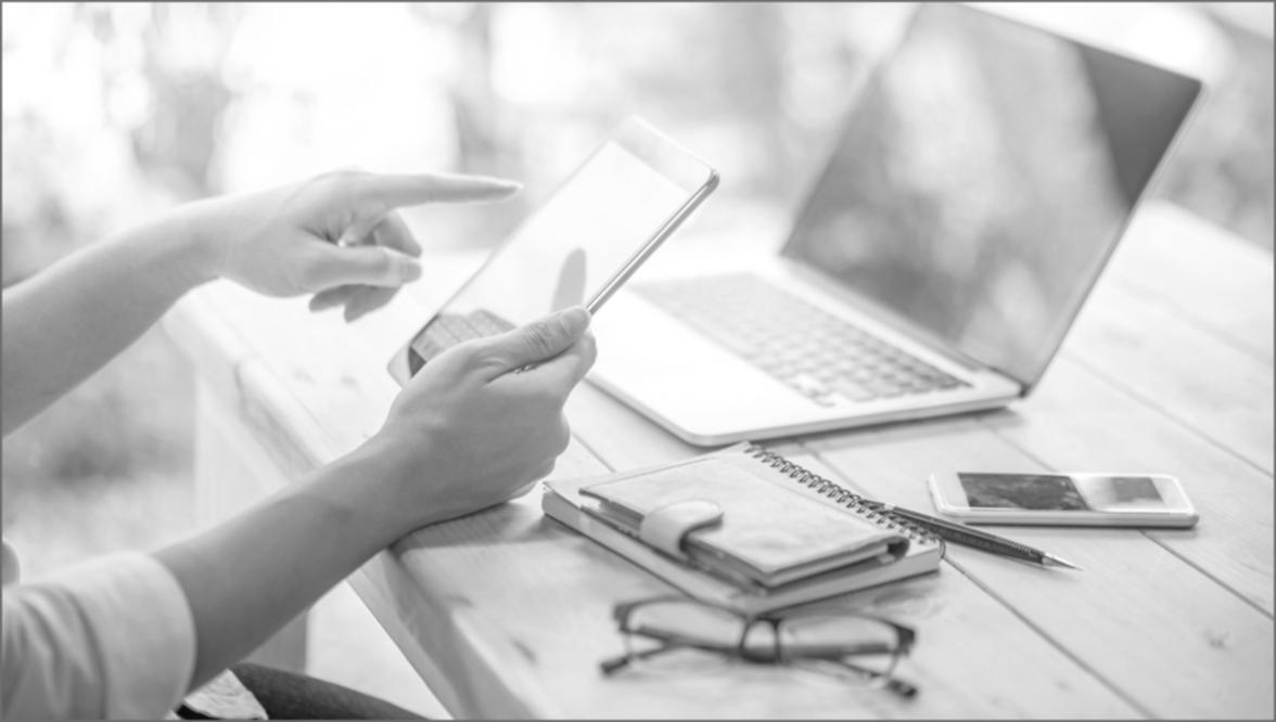 Lorqaiomenar Lernplattform Interface und Arbeitsmaterialien